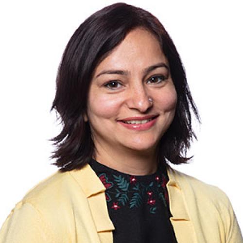 Dr Sarika Aggarwal headshot